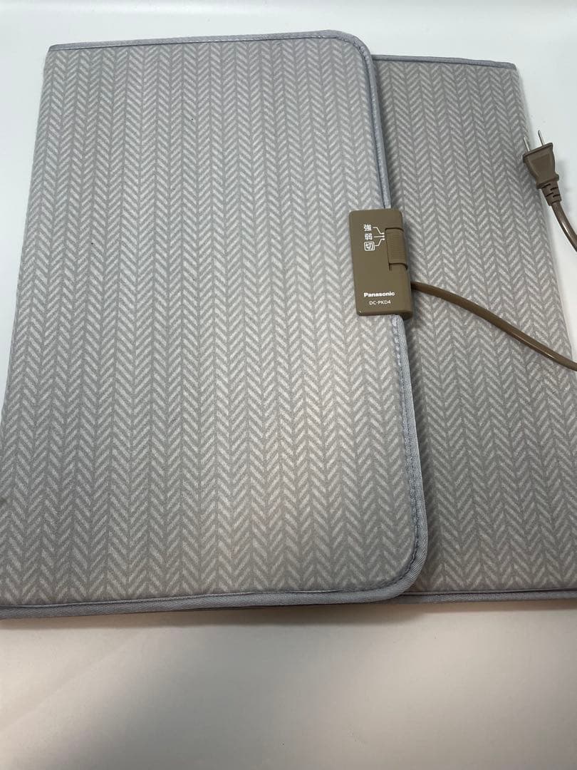 パナソニック デスクヒーター 2段階温度調整 DC-PKD4-H