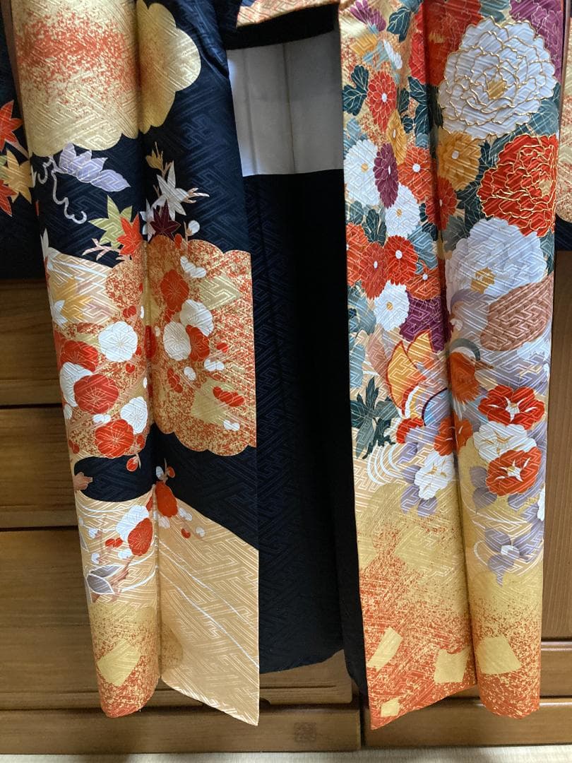 振袖　帯　正絹【匿名配送・宅急便送料無料】30～40年前の　着物　出品№22