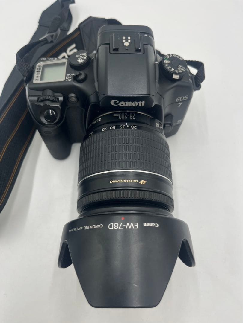 Canon EOS7 フィルムカメラ　28-200mm レンズ付