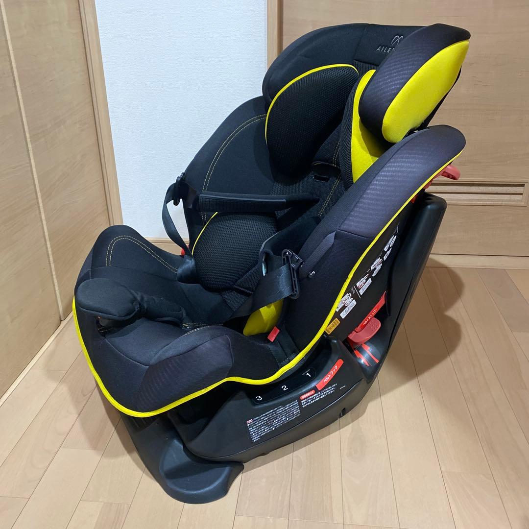 カーメイト エールべべ スイングムーン プレミアムS カーボンイエロー