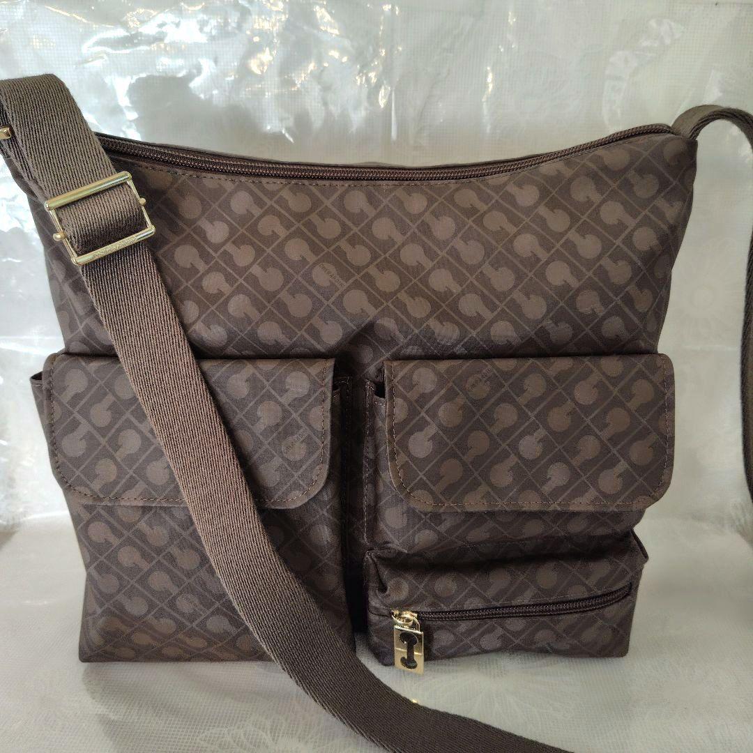 GHERARDINIゲラルディーニ ソフティ軽量ショルダーバック ブラウン