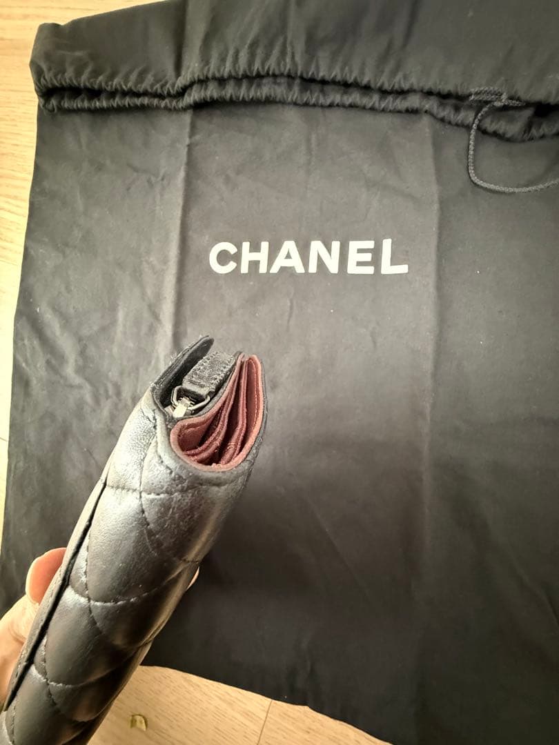 【CHANEL】キルティング ブラック 二つ折り財布
