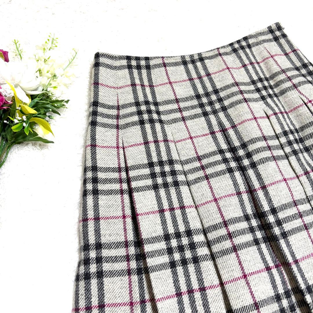 ✨美品✨ バーバリーロンドン プリーツスカート ノバチェック メガチェック 38