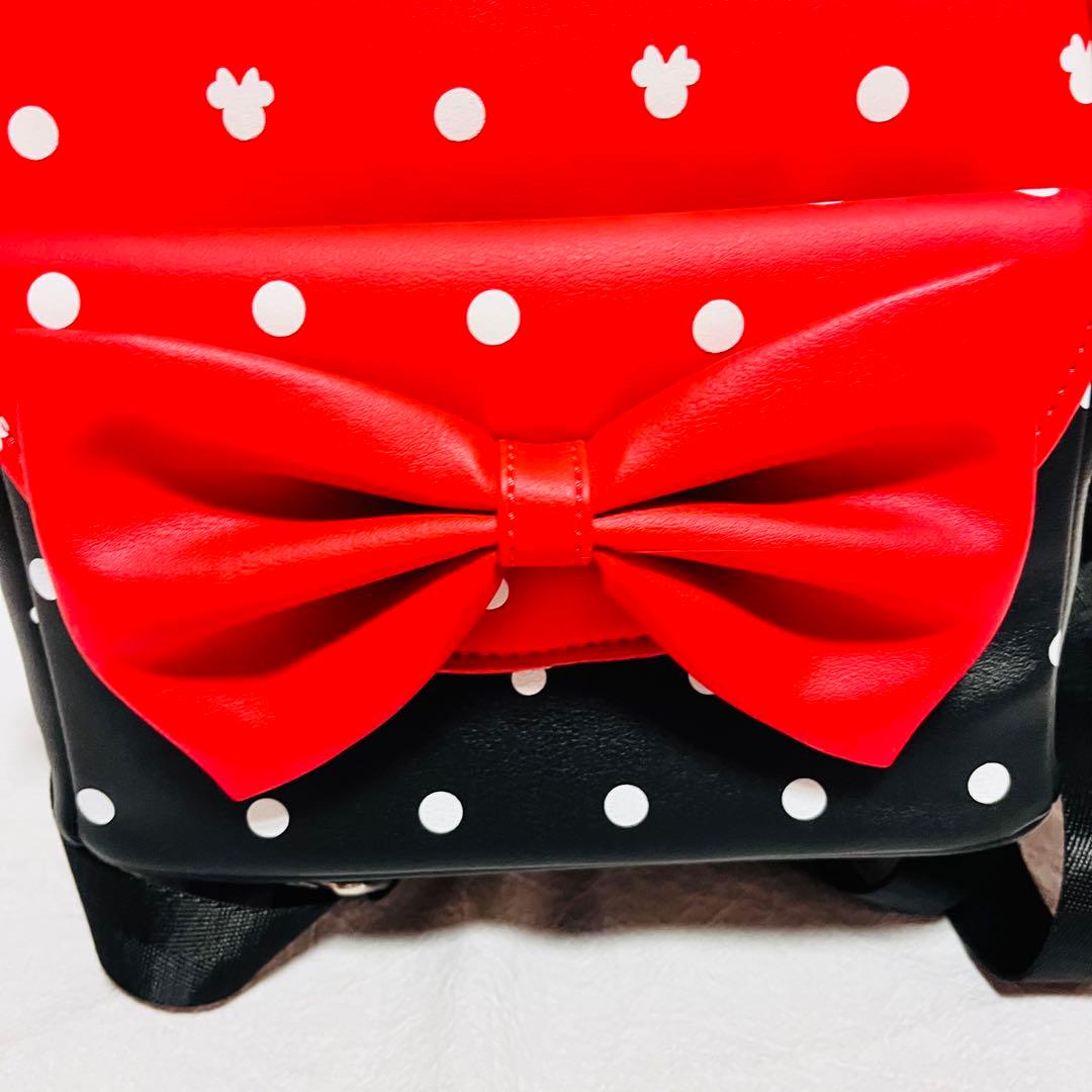 ディズニー　ラウンジフライ　loungefly リュック　ミニー