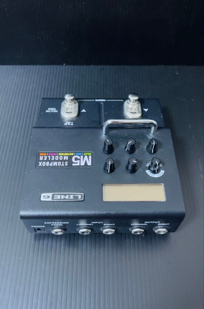 ギター Line6 M5 Stompbox Modeler