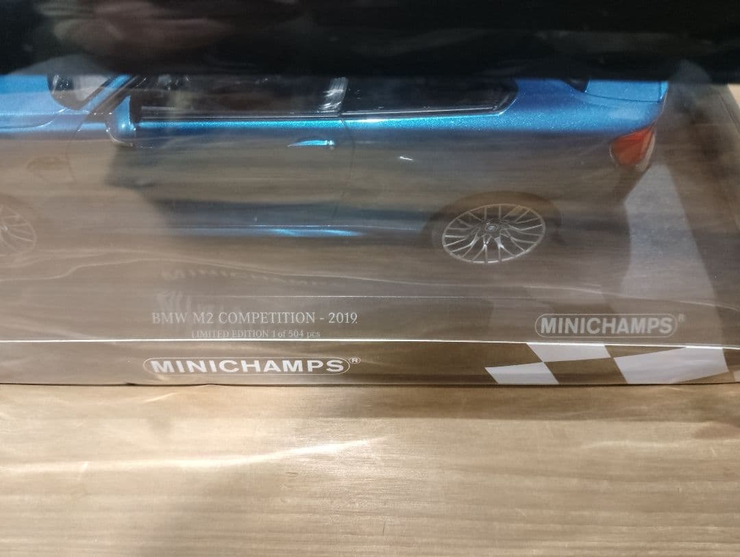 1/18 BMW M2 コンペティション　ミニカー　ロングビーチブルー