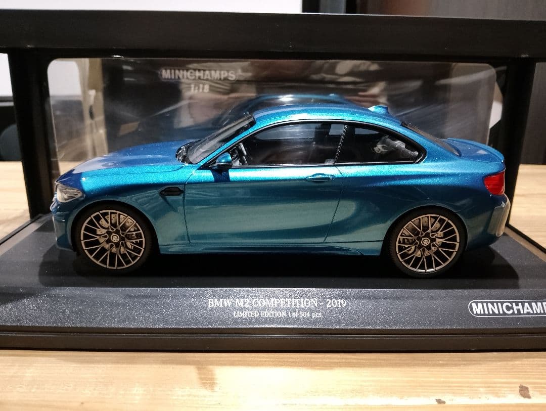 1/18 BMW M2 コンペティション　ミニカー　ロングビーチブルー
