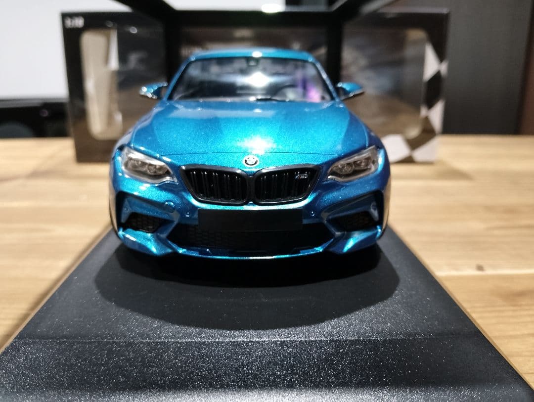 1/18 BMW M2 コンペティション　ミニカー　ロングビーチブルー