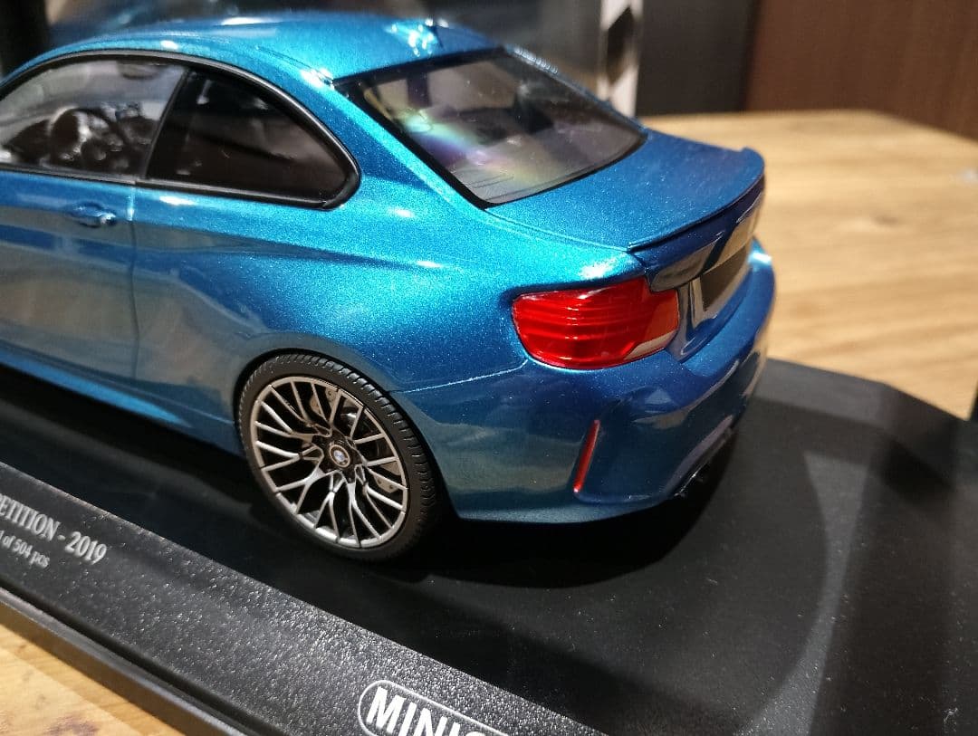 1/18 BMW M2 コンペティション　ミニカー　ロングビーチブルー