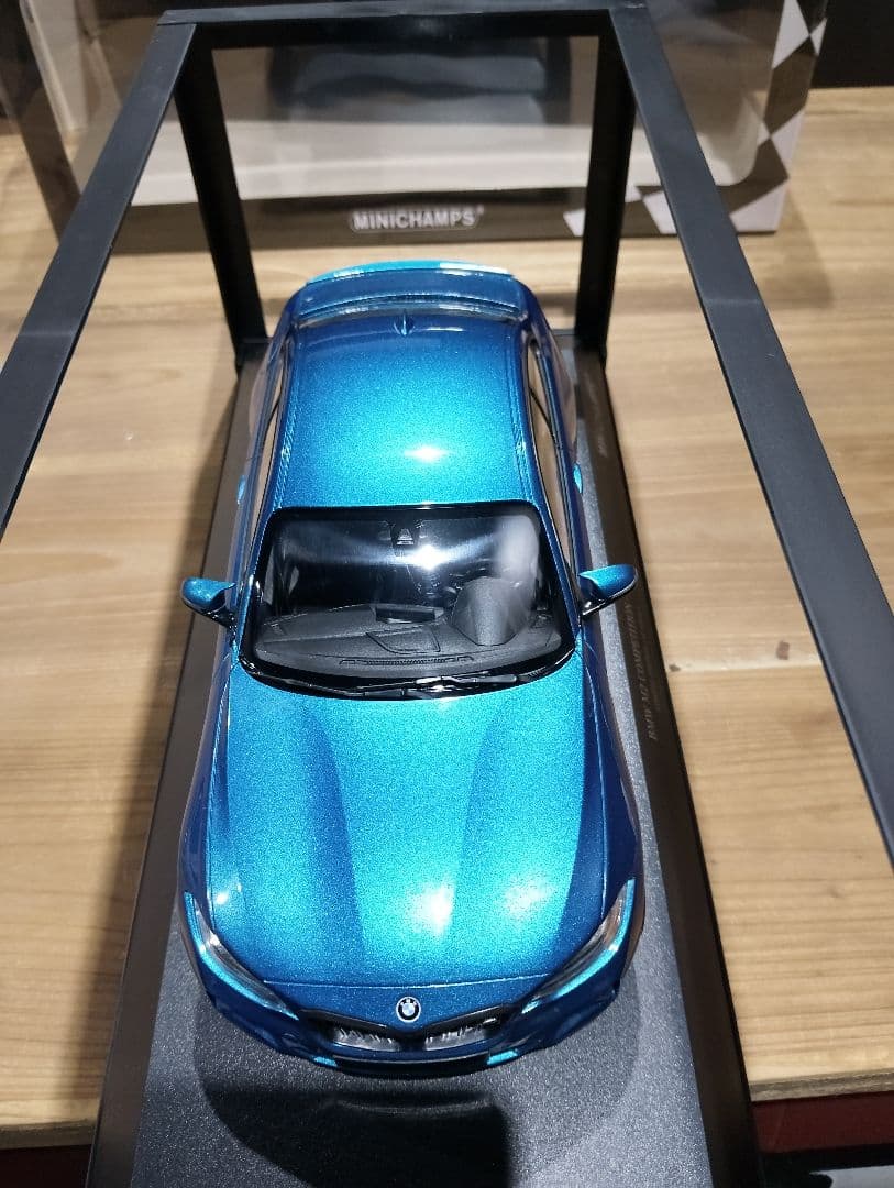 1/18 BMW M2 コンペティション　ミニカー　ロングビーチブルー