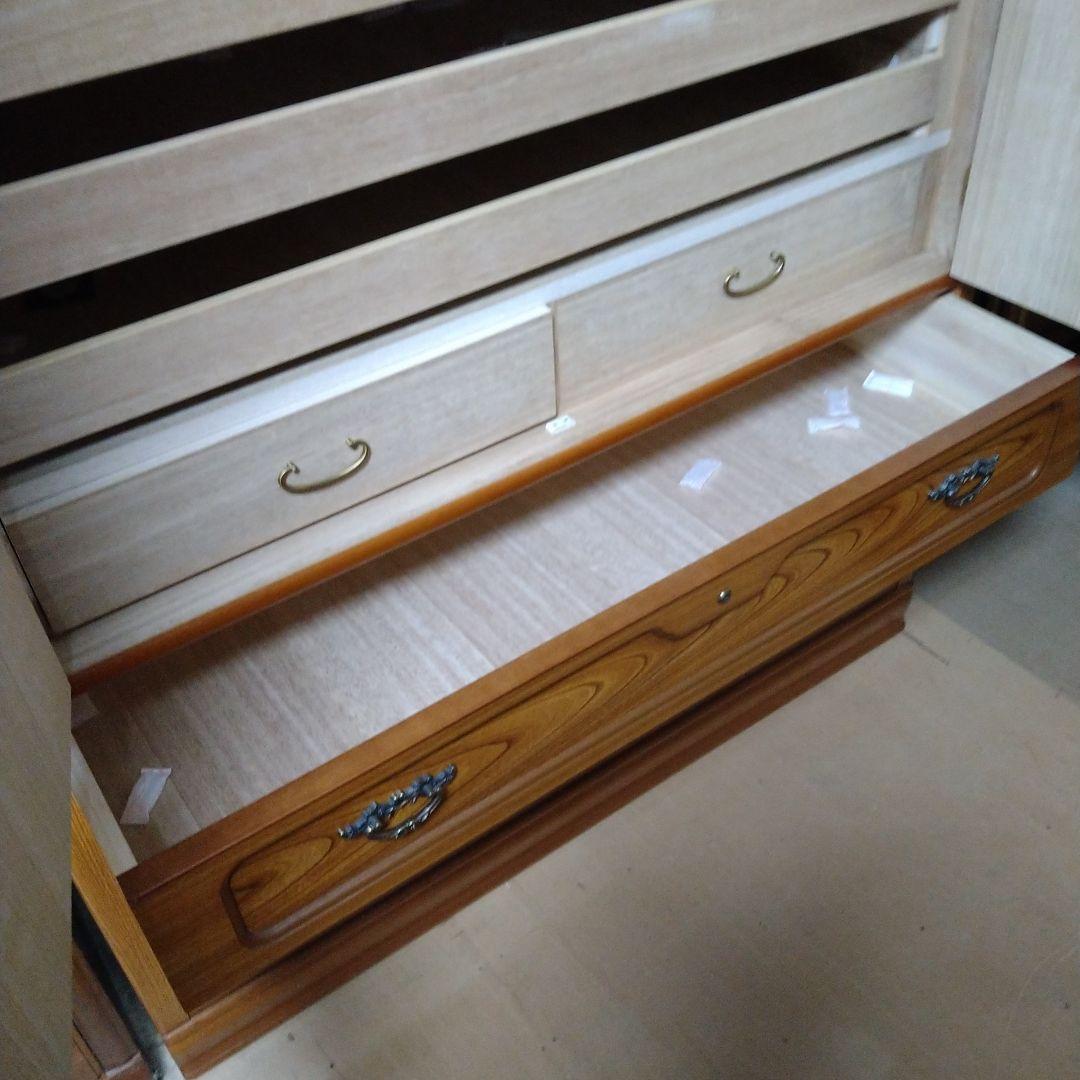 木目調キャビネット 引き出し付き（引取限定）