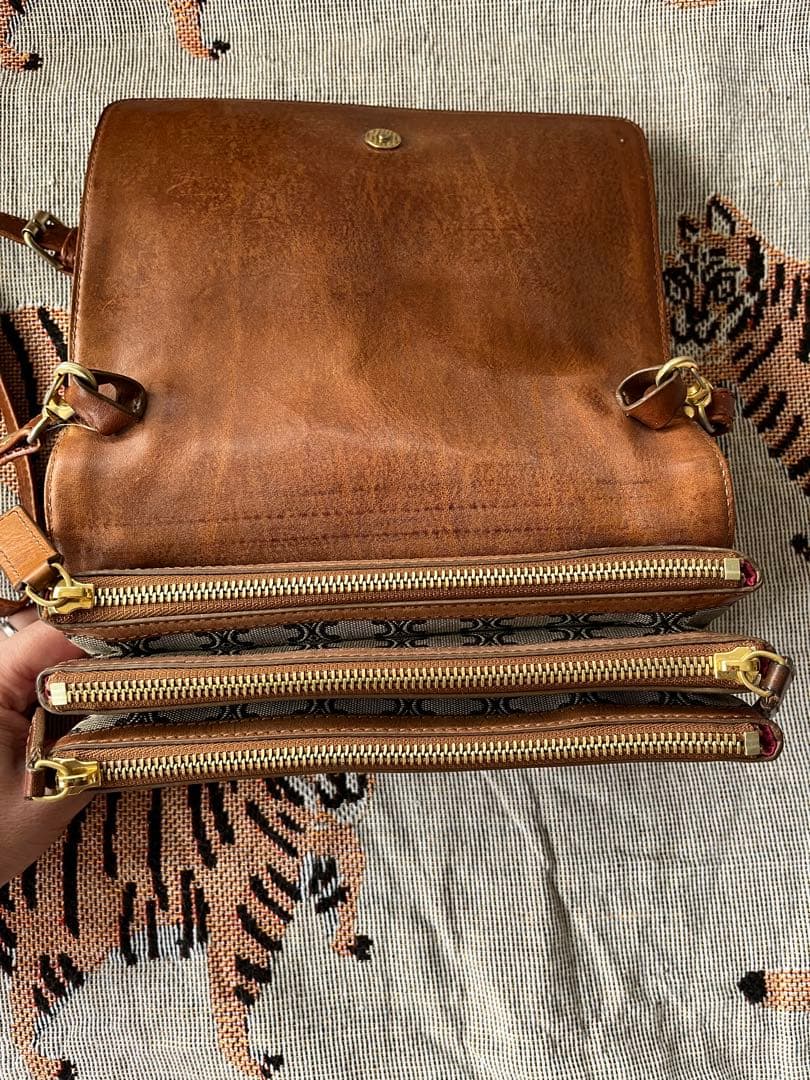 オールドセリーヌ　トリオンフショルダーバッグ