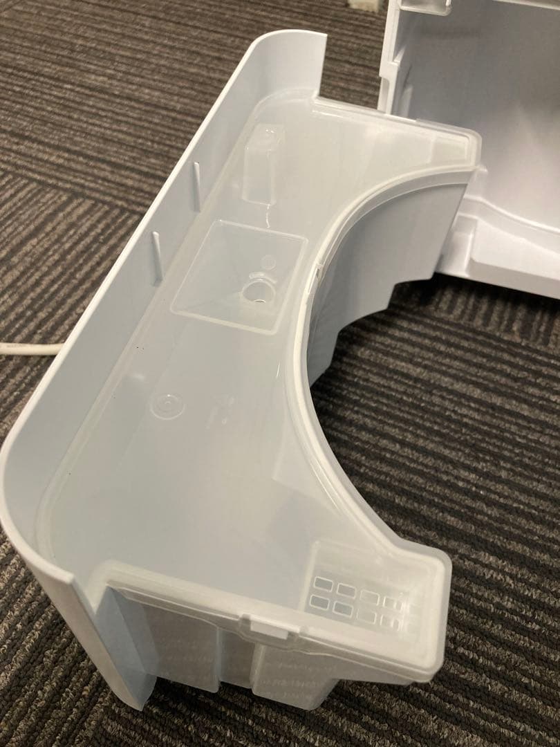 美品★2023年製星アイリスオーヤマ★コンパクトクーラー★ICA-0301G