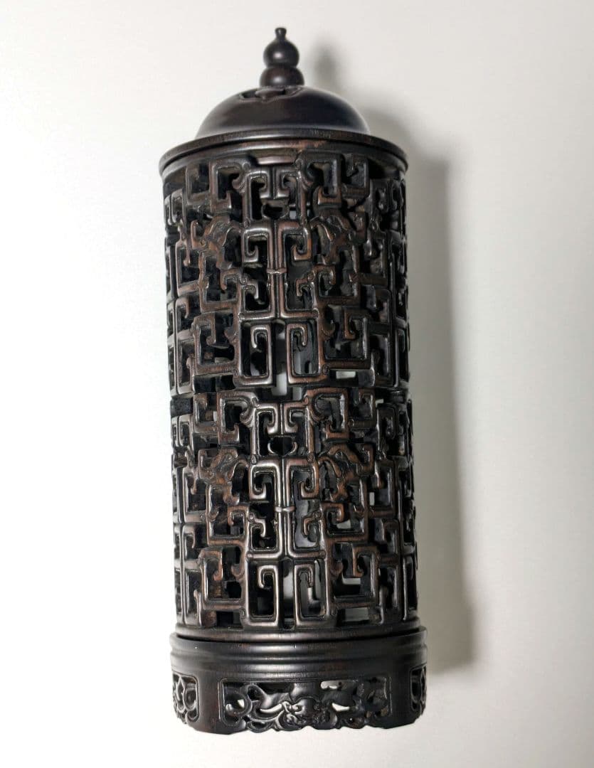 『最終値下げ』中国の香炉　紫檀　透かし彫り