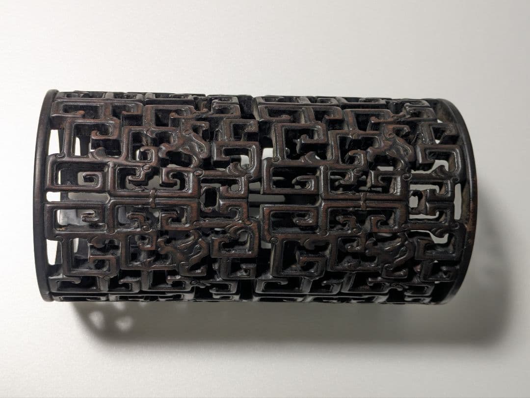 『最終値下げ』中国の香炉　紫檀　透かし彫り