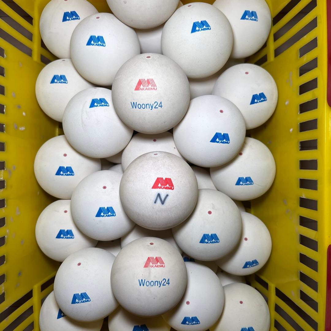 【早い者勝ち】ソフトテニス ボール アカエム 50球 美品