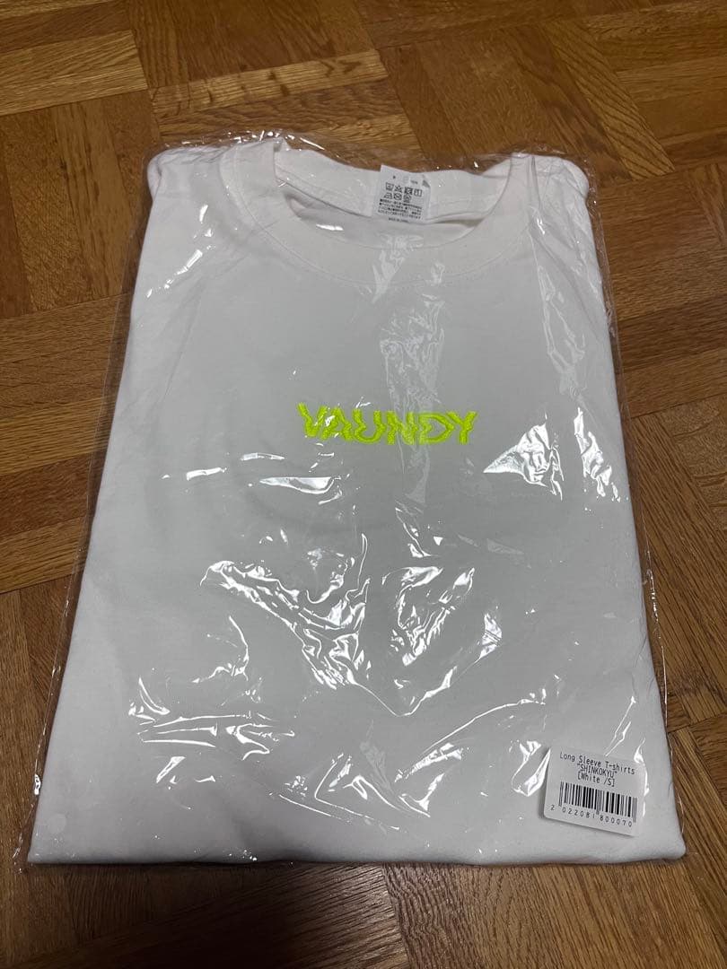 バウンディvaundyツアーグッズ新品SHINKOKYUロングtシャツsサイズ