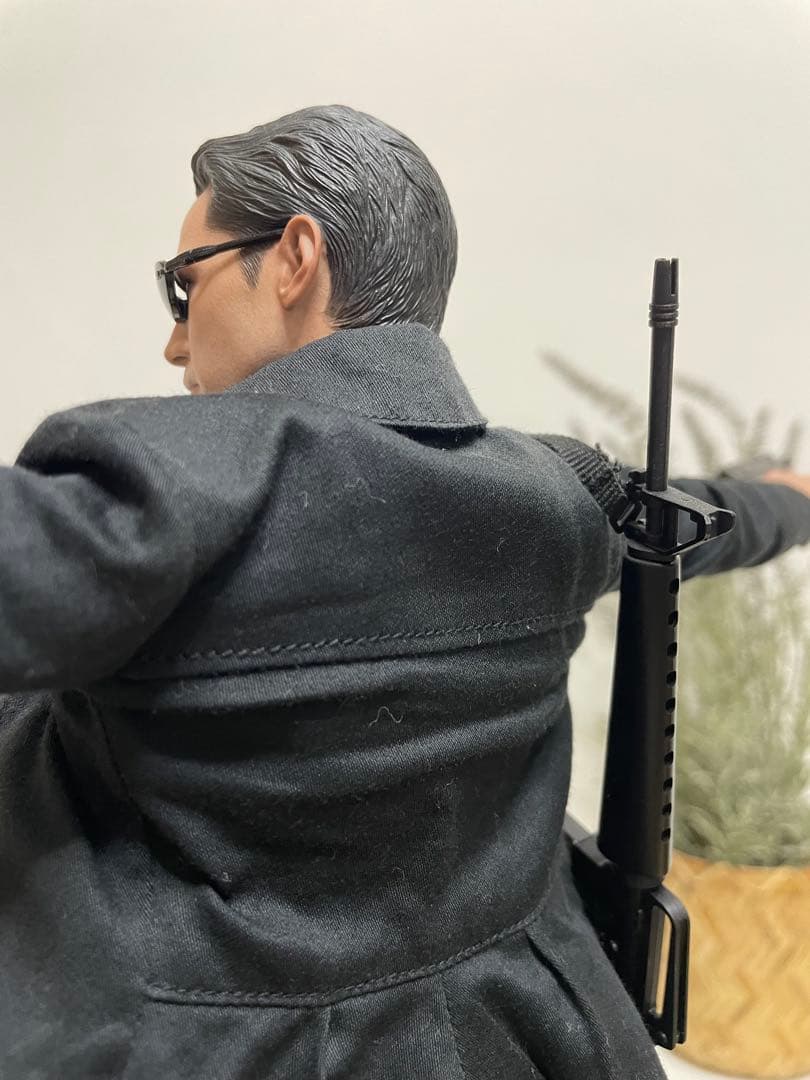 Hot toys マトリックス NEO 1/6スケールフィギュア