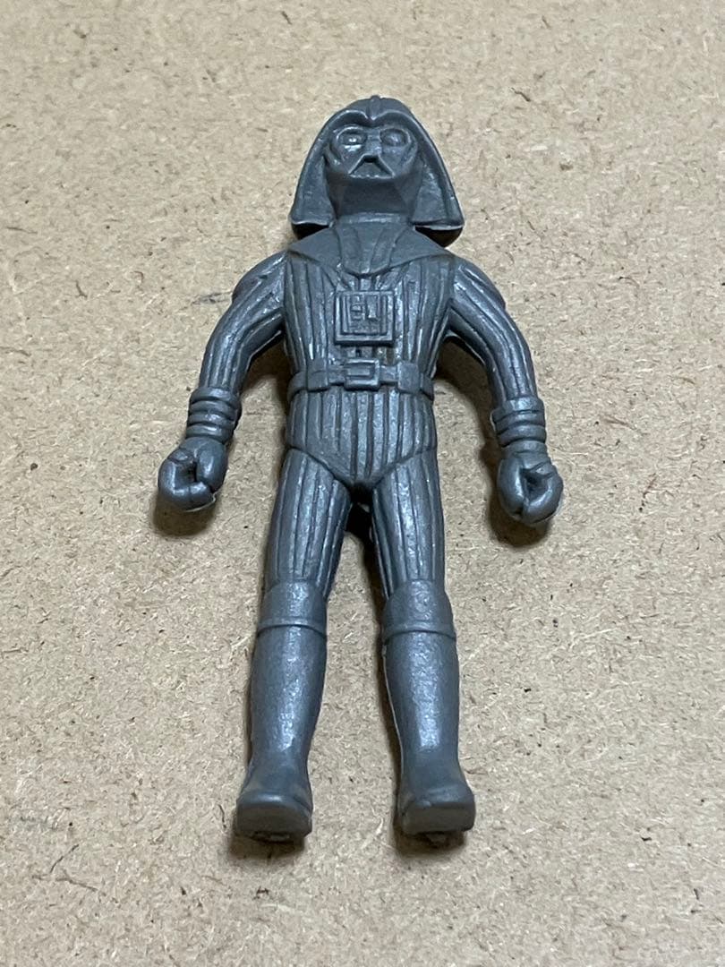 スターウォーズ　ダースベイダー　森永キャラメル　消しゴム　灰色　タカラ