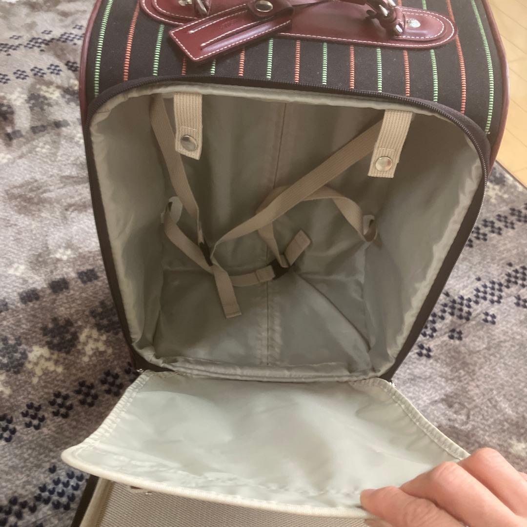 機内持ち込み可能　エースのソフトスーツケース　ソフトキャリーカート