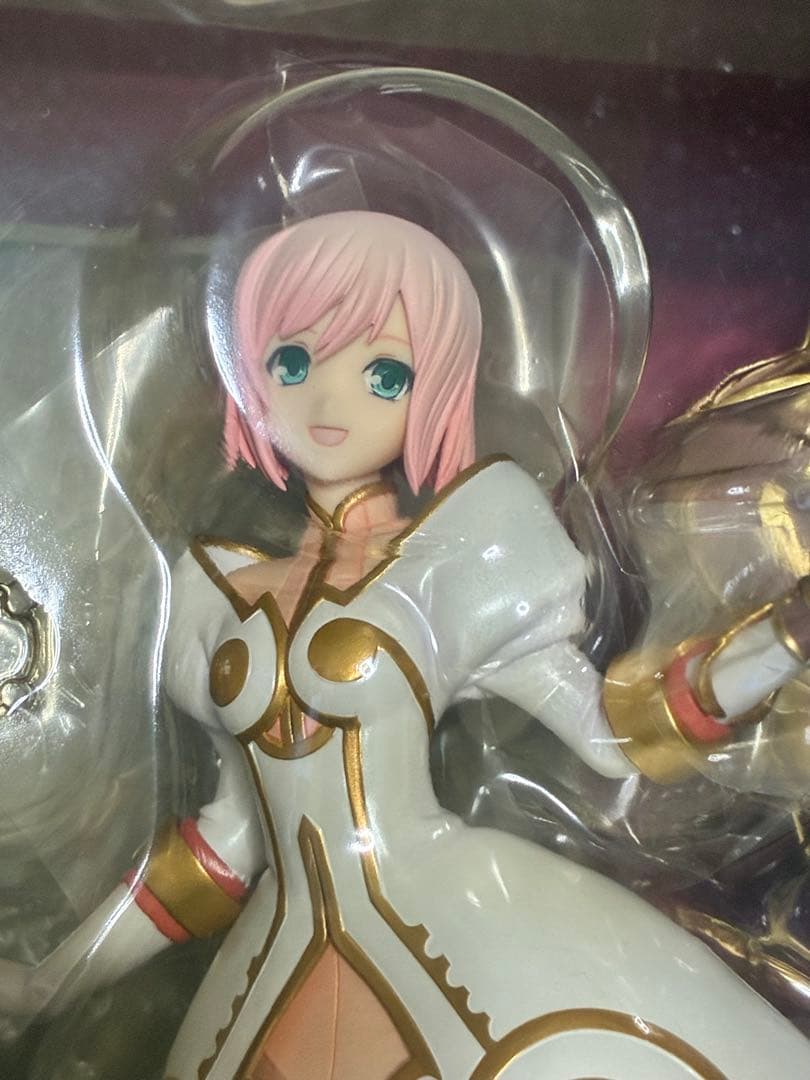 新品未開封　テイルズオブヴェスペリア　エステル　フィギュア