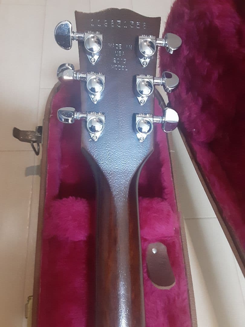 ギブソンレスポール　トリビュート　60S ゴールドトップ