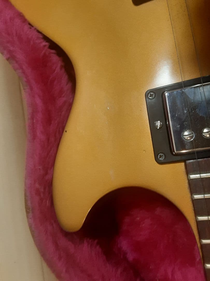 ギブソンレスポール　トリビュート　60S ゴールドトップ