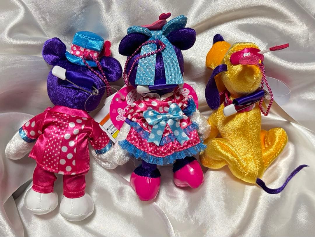 ファンダーランド　ミニパル　ぬいぐるみバッジ　ミニー　ミッキープルート　セット