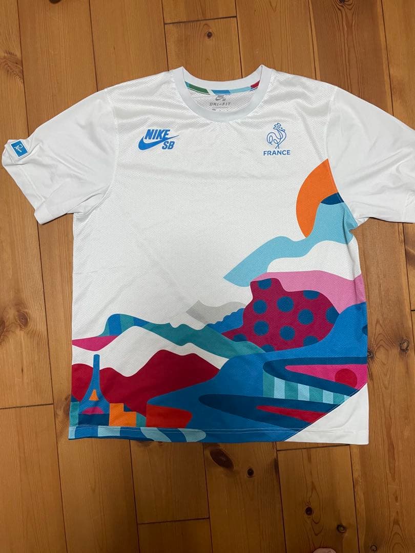 B*e様 NIKESB x parra Tシャツ　Lサイズ　フランス