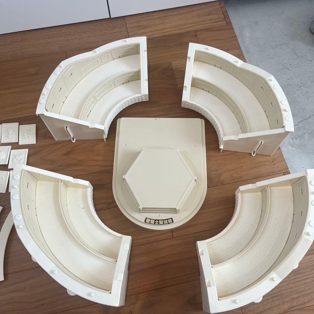 欠品あり　聖闘士星矢　聖衣大系　セイント　コロッセオ