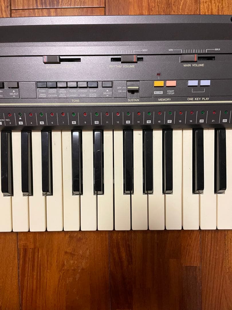 CASIO カシオ　電子ピアノ　電子キーボード　CT-805