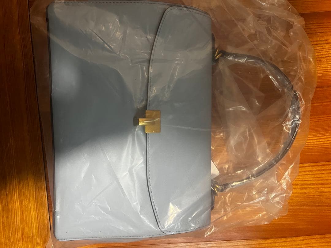 Mila Owenメタルモチーフスクエアバッグ