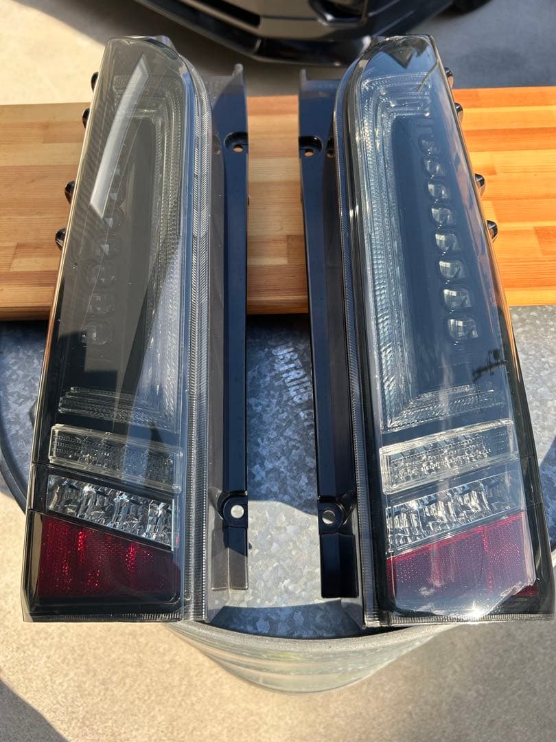 ハイエース415COBRA LEDテール