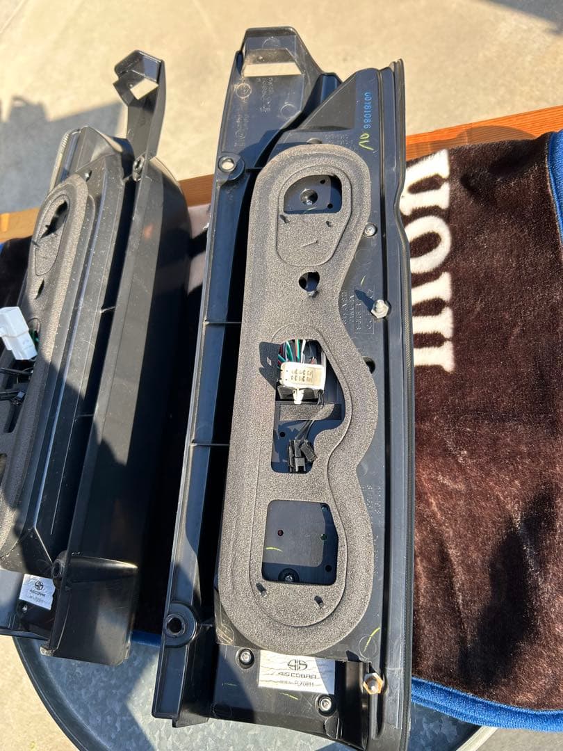 ハイエース415COBRA LEDテール