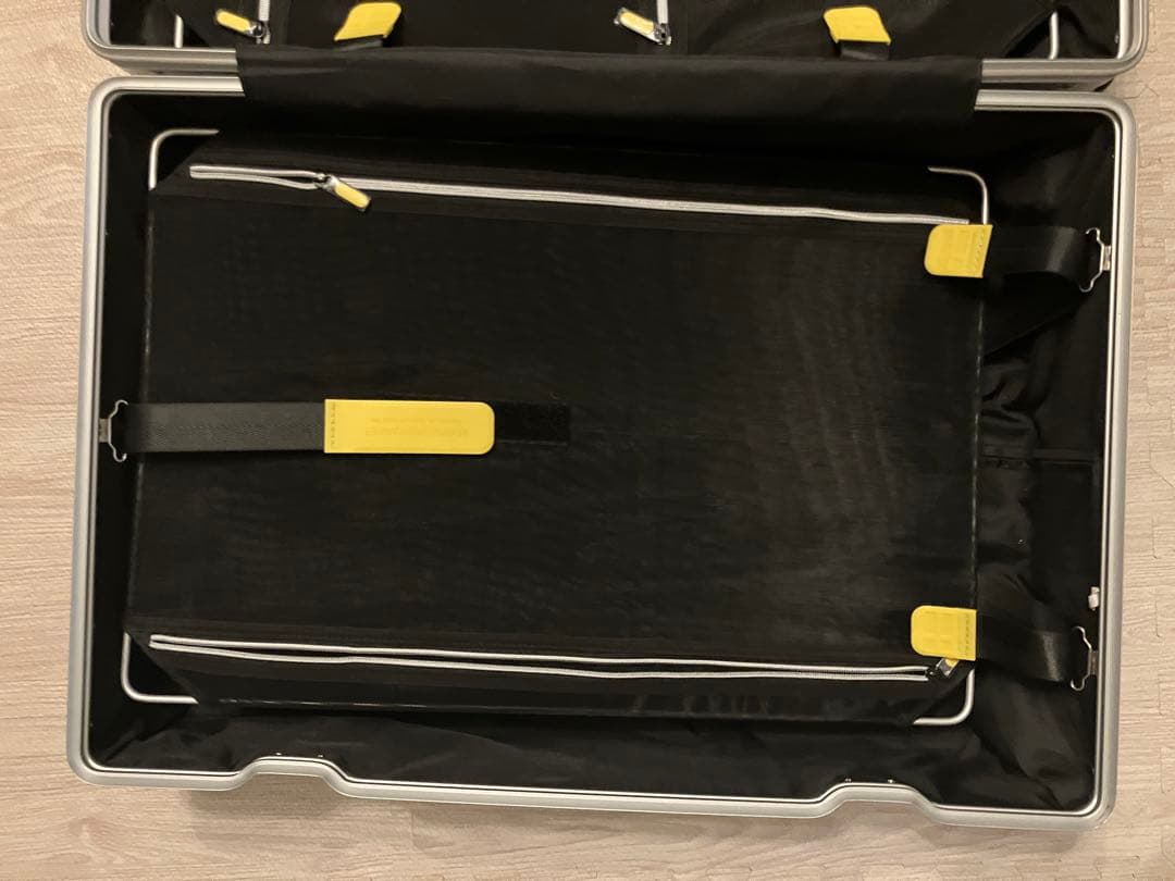 【最終価格】イノベーター　スーツケース　アルミ　70L　INV5811