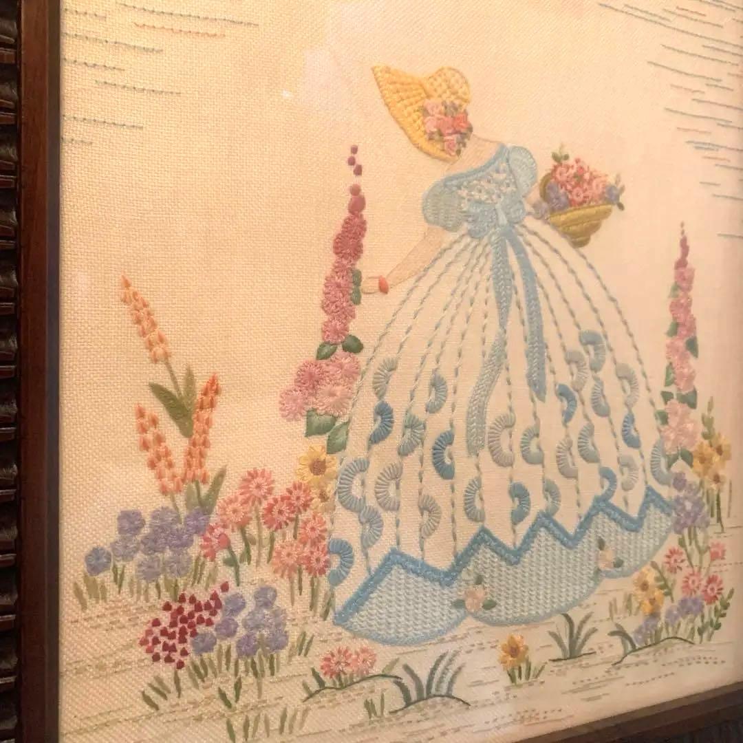 戸塚刺繍　刺繍額絵　貴婦人　お花摘み