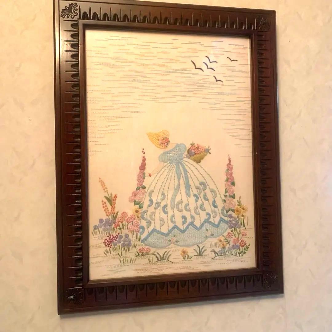 戸塚刺繍　刺繍額絵　貴婦人　お花摘み