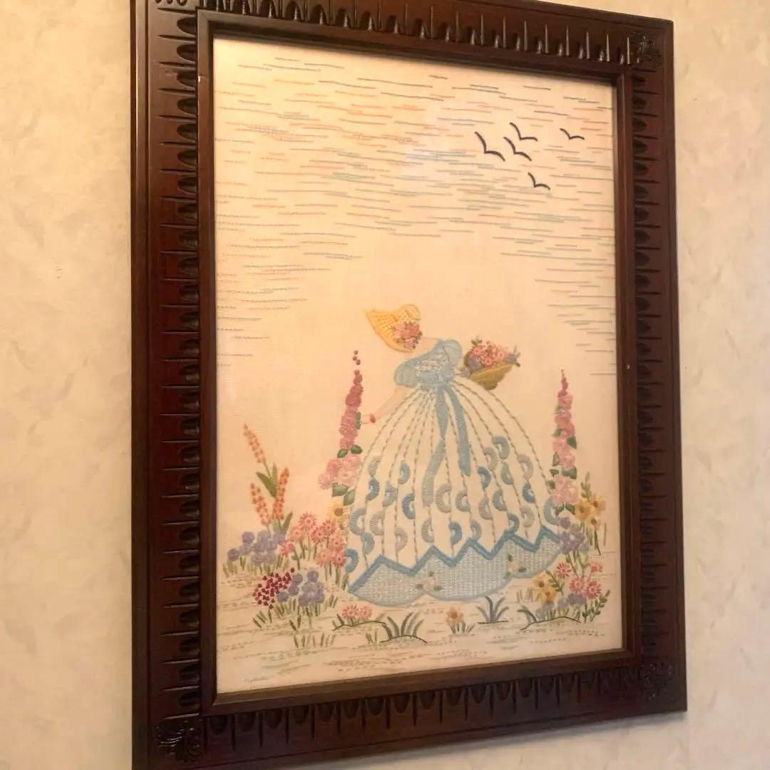 戸塚刺繍　刺繍額絵　貴婦人　お花摘み