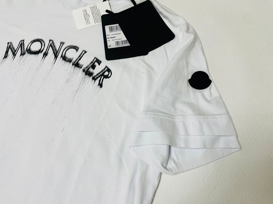 新品タグ付き　MONCLER モンクレール　ロゴ・パッチ付きTシャツ　国内正規品