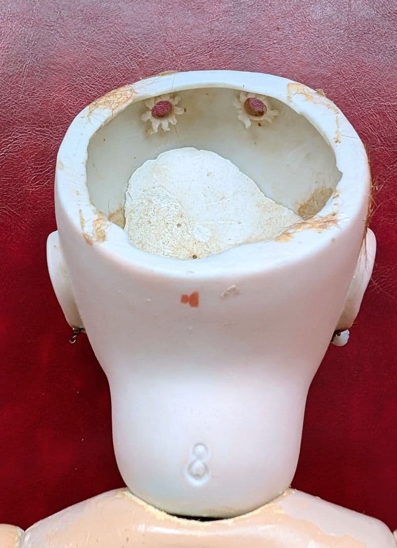 アンティーク　ビスクドール　ミステリー　クローズドマウス