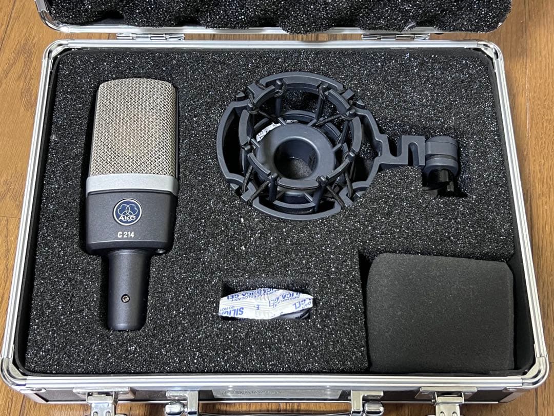 コンデンサーマイク　AKG C214