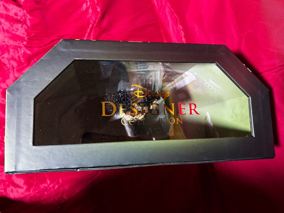 ディズニーストア　デザイナー　人形　ドール　ティアナ　プリンセスと魔法のキス