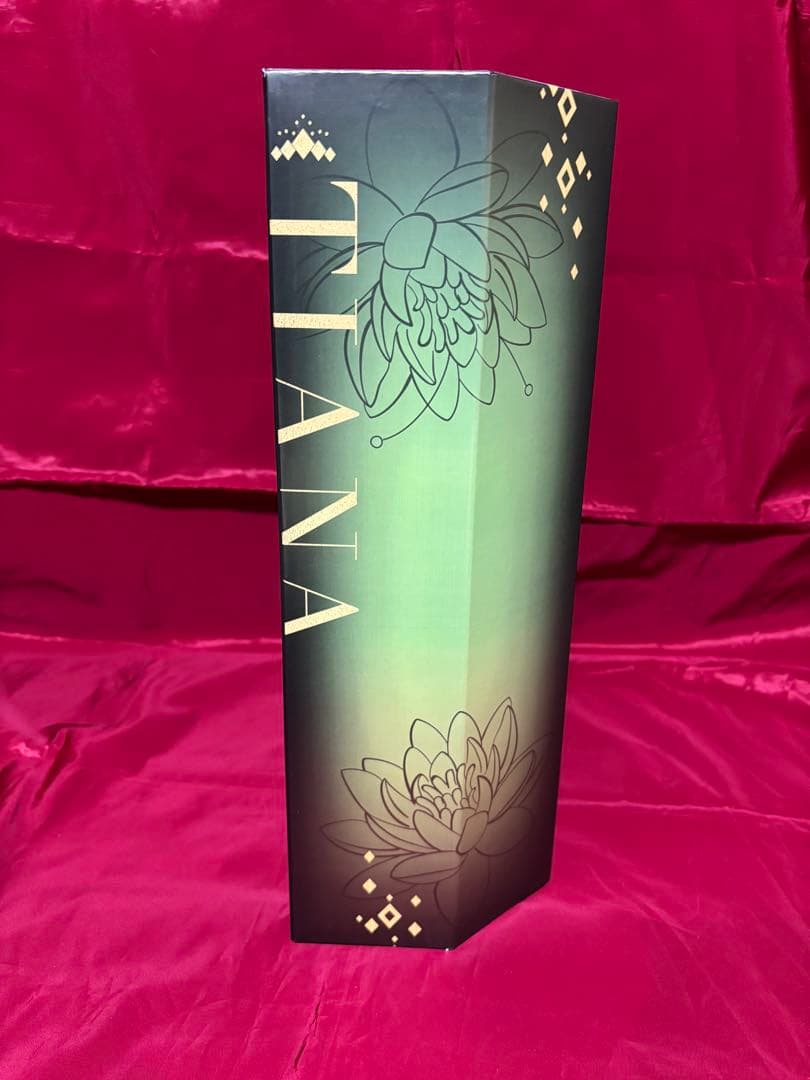 ディズニーストア　デザイナー　人形　ドール　ティアナ　プリンセスと魔法のキス