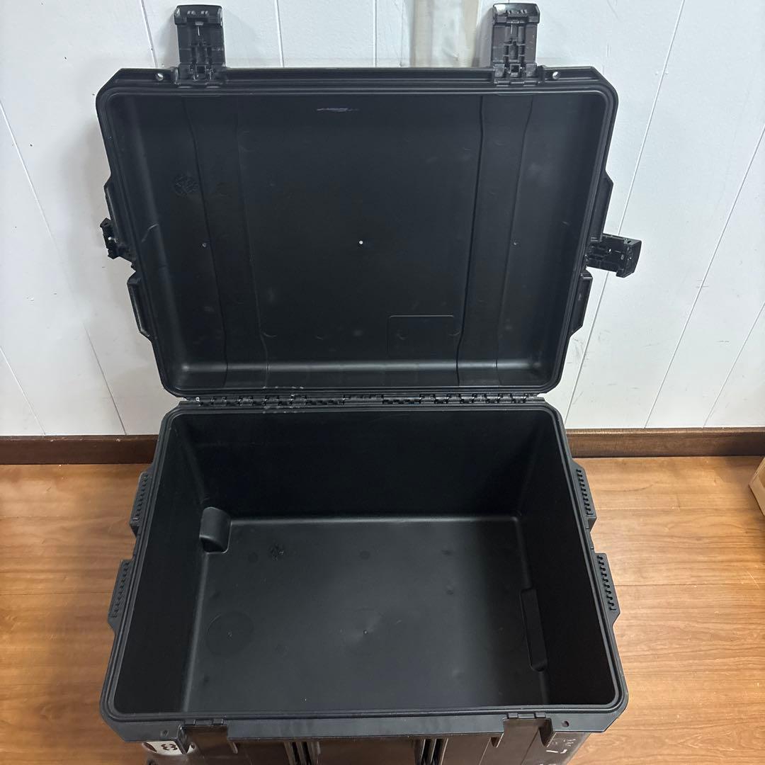 米軍放出品　PELICAN STORM CASE IM2750 ペリカンケース