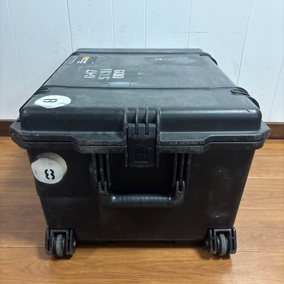 米軍放出品　PELICAN STORM CASE IM2750 ペリカンケース