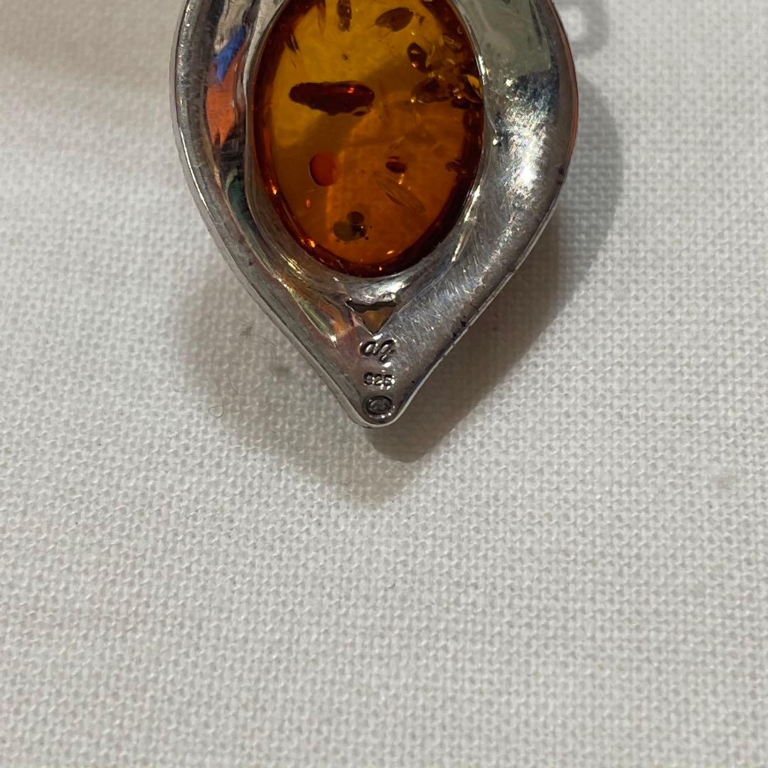 禄山 琥珀 & オパール アーバンリーフ シルバー ブローチ ペンダント