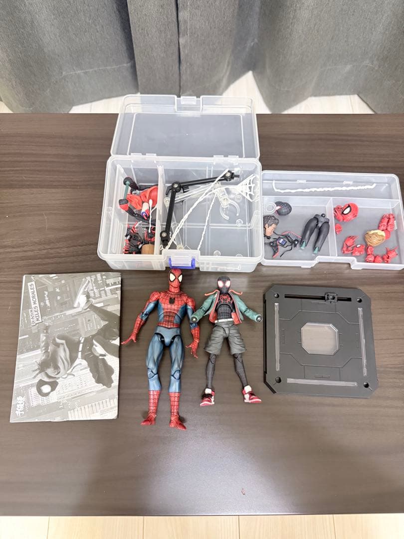 千値練 スパイダーバース マイルス MAFEX スパイダーマン コミック 中古品