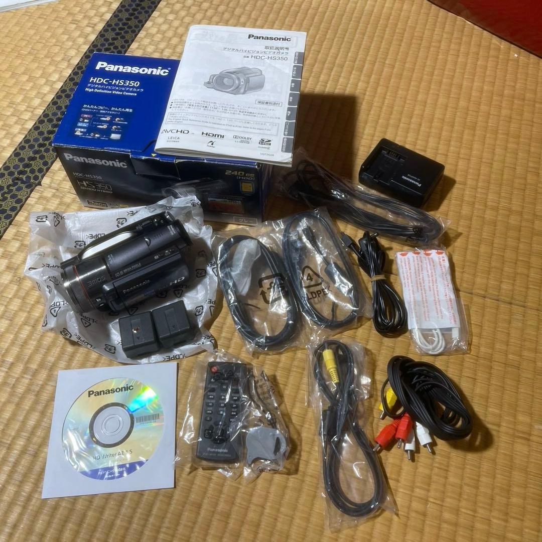 パナソニック　HDC-HS350 (三脚付き)