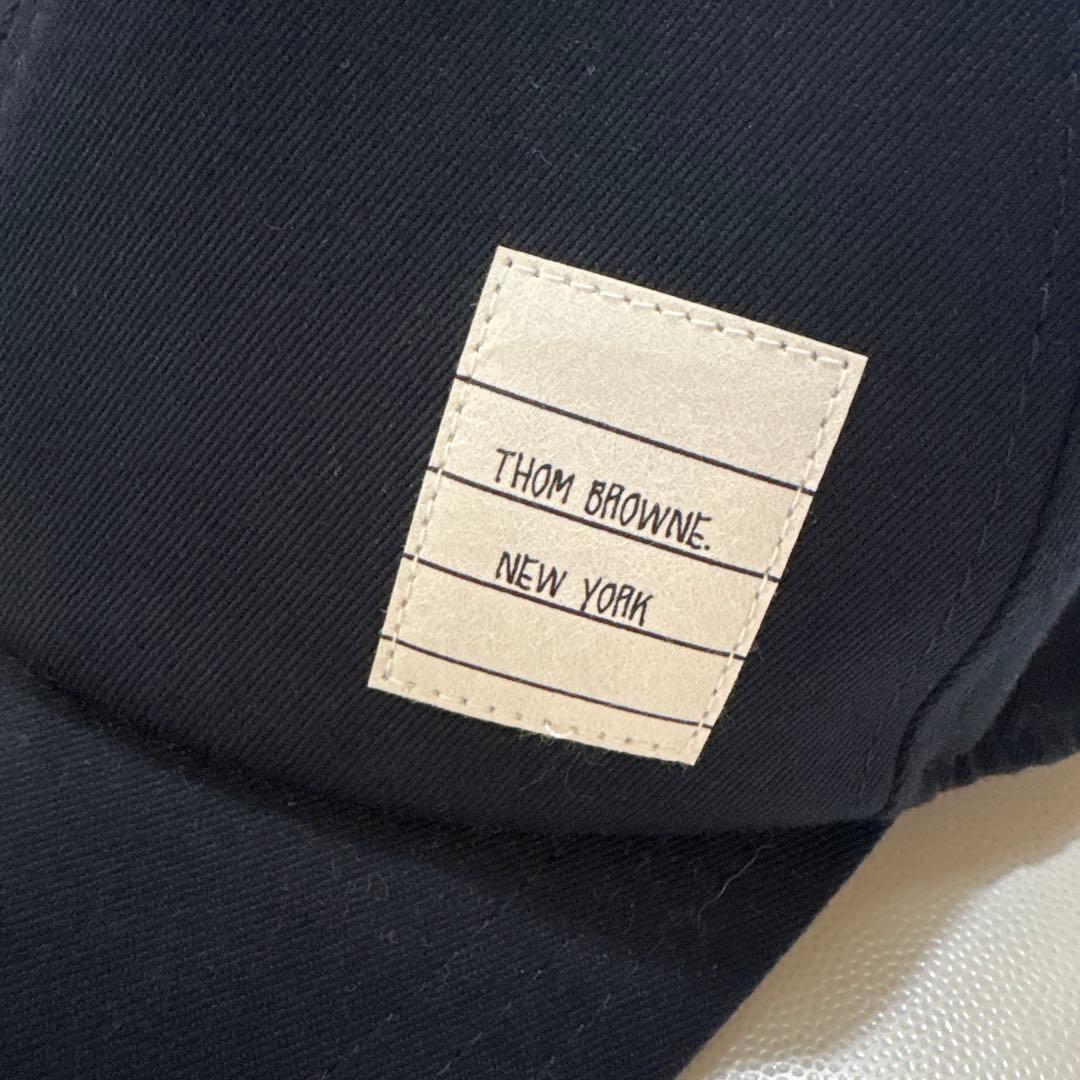 THOM BROWNE. クラシック ツイル 6パネル ベースボールキャップ