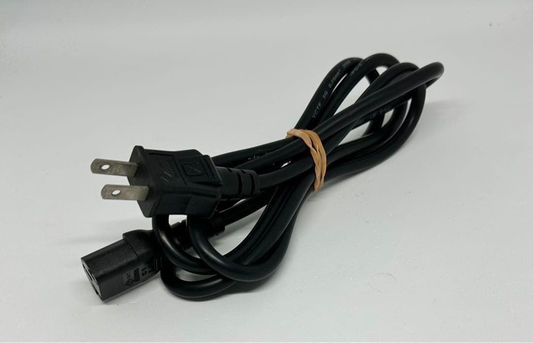 NuForce デジタルアンプ　IA-7 Amplifier